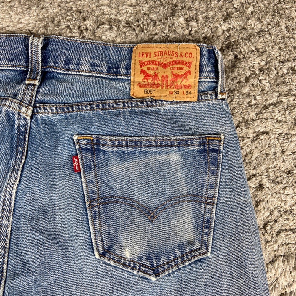 Levis 505 Regular Fit Jeans Men 34x34 Blue Denim Distressed Straight Leg Classic